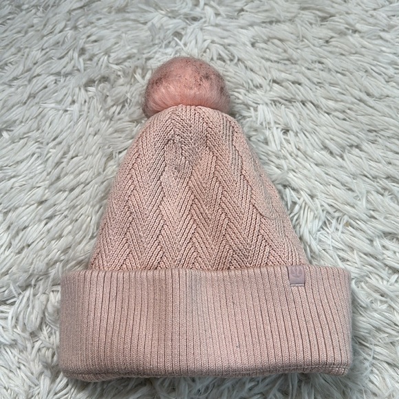 lululemon athletica Accessories - Lululemon Fleece Lined Pom Pom Beanie